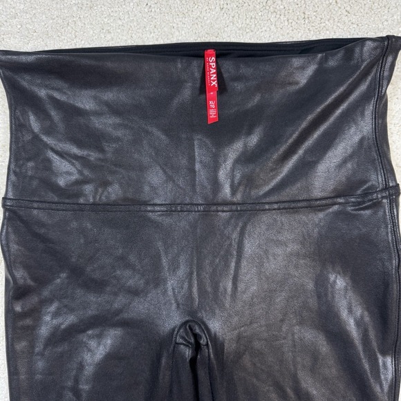 Spanx Women's Black Faux Leather Shimmer Pull On Leggings Size XL XLarge - Picture 4 of 7